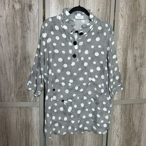 Terra by SJ Apparel Top Lagenlook Artsy Button Front